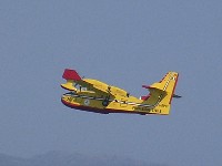 canadair_03_small.jpg