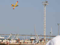 canadair_cl415_8.jpg (79887 byte)