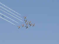 frecce_tricolori_05.jpg (17615 byte)